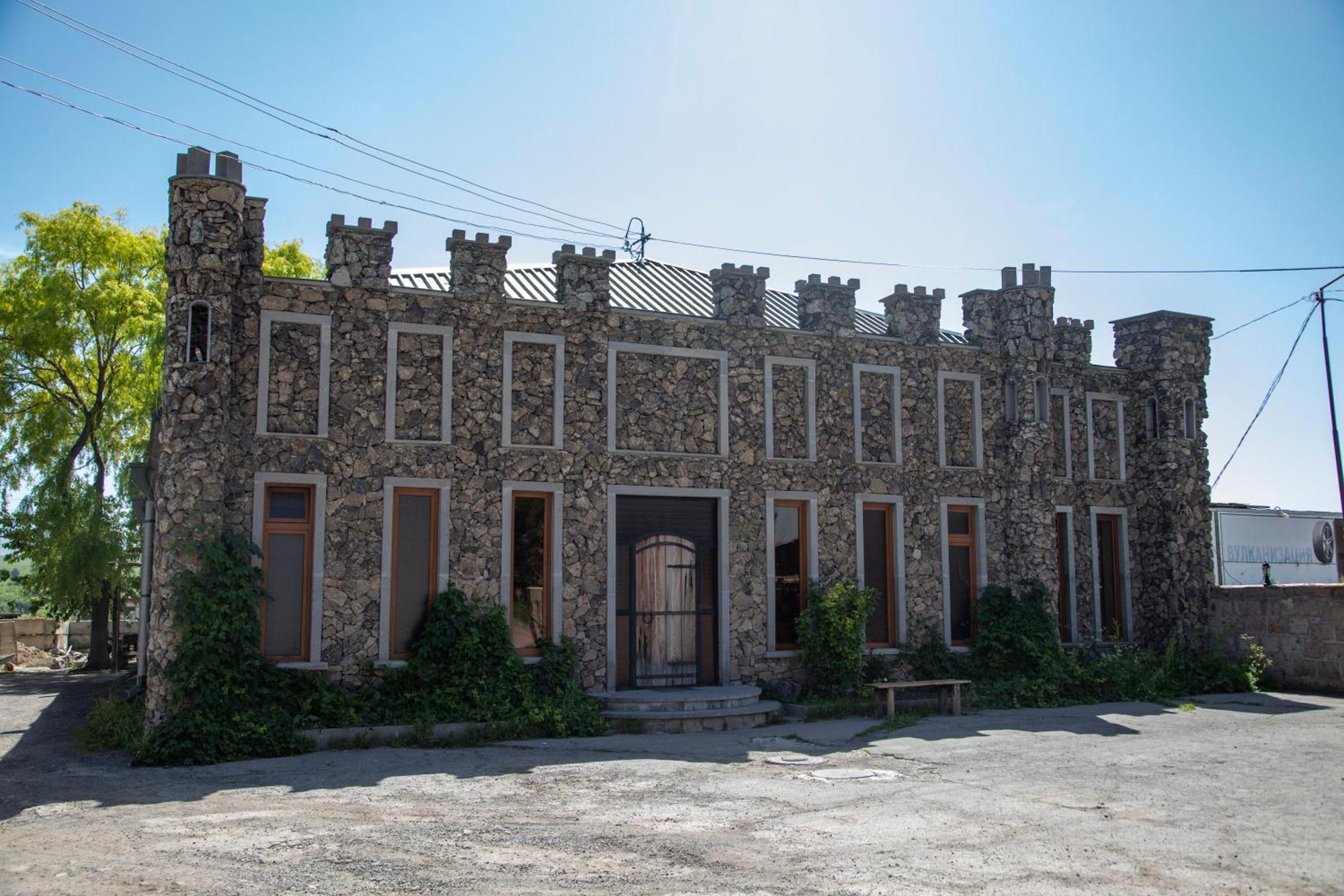 Fish Hotel Akhalkalaki Екстериор снимка