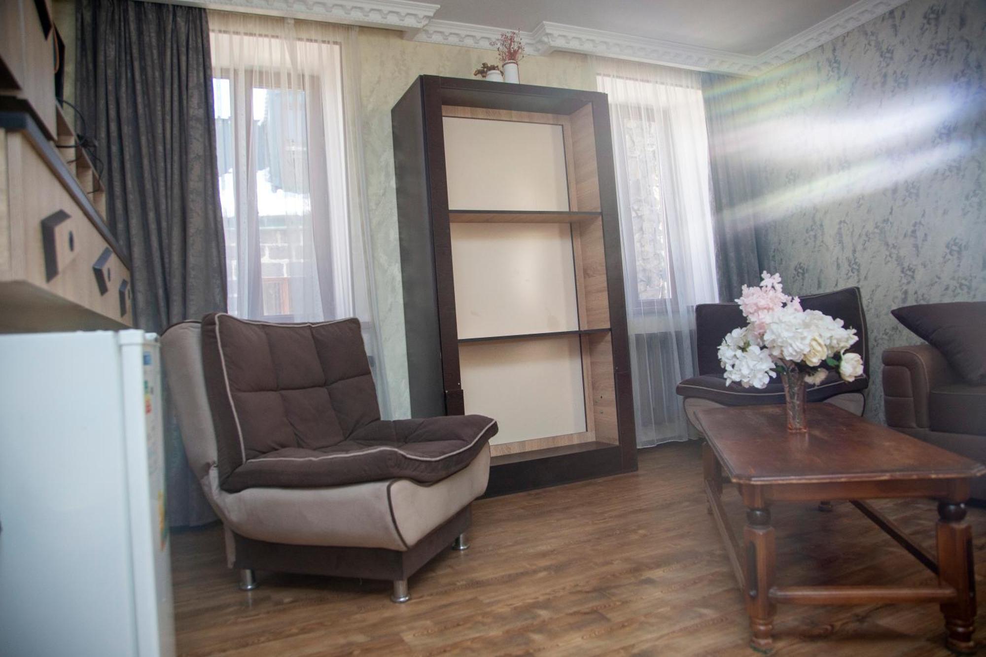 Fish Hotel Akhalkalaki Екстериор снимка