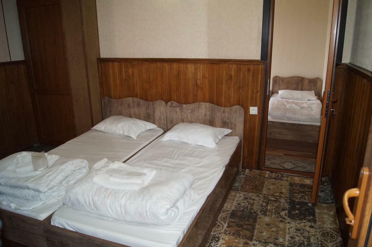 Fish Hotel Akhalkalaki Екстериор снимка