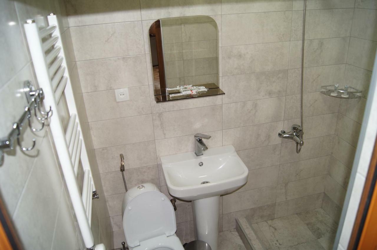 Fish Hotel Akhalkalaki Екстериор снимка